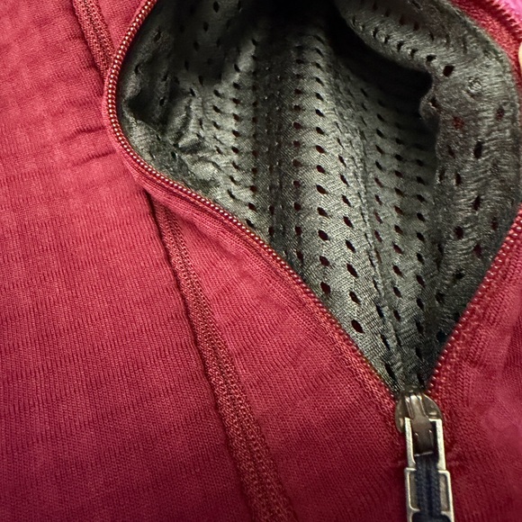 Patagonia Women’s R1 Fleece Pullover Size Medium - Picture 6 of 10